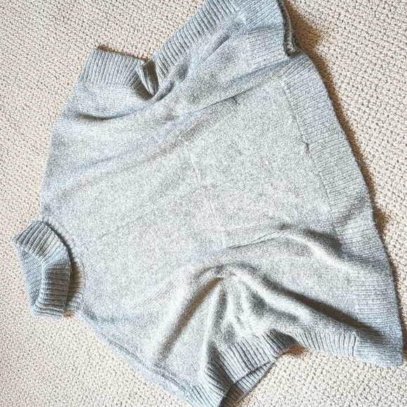 J. Crew Heather Graphite Relaxed Turtleneck Poncho - Size M/L - Picture 8 of 8